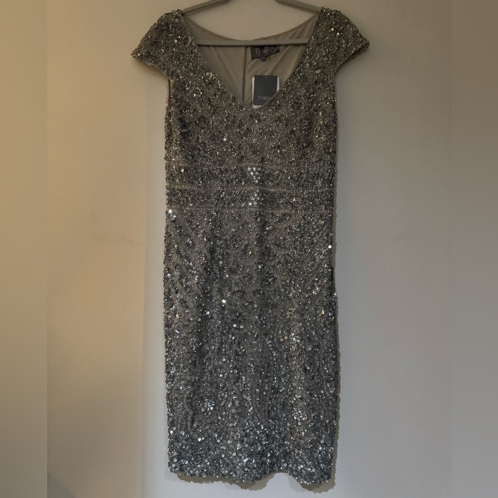 Theia Silver Sequin Sheath Dress V-Neck Midi